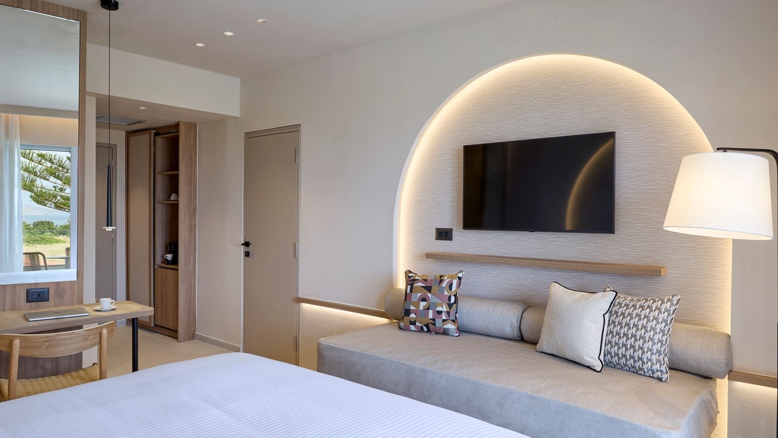 rooms-room-deluxe-seaview-balcony-or-terrace