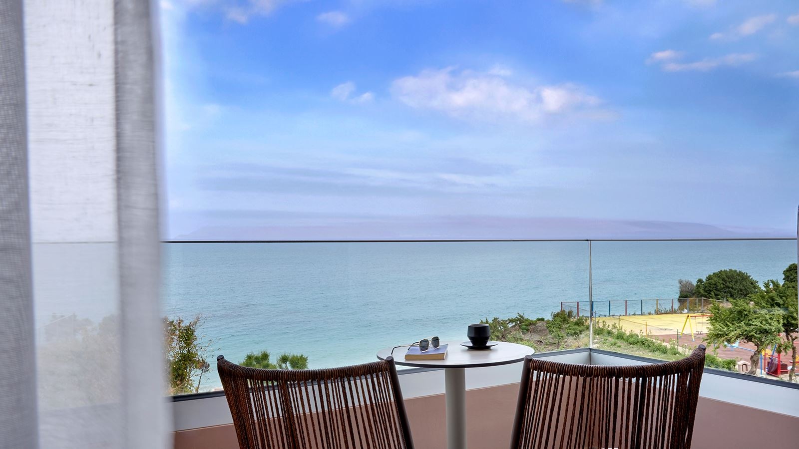 rooms-room-deluxe-single-use-seaview--balcony-or-terrace