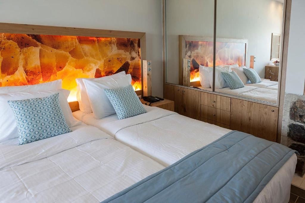 rooms-superior-room-sea-view