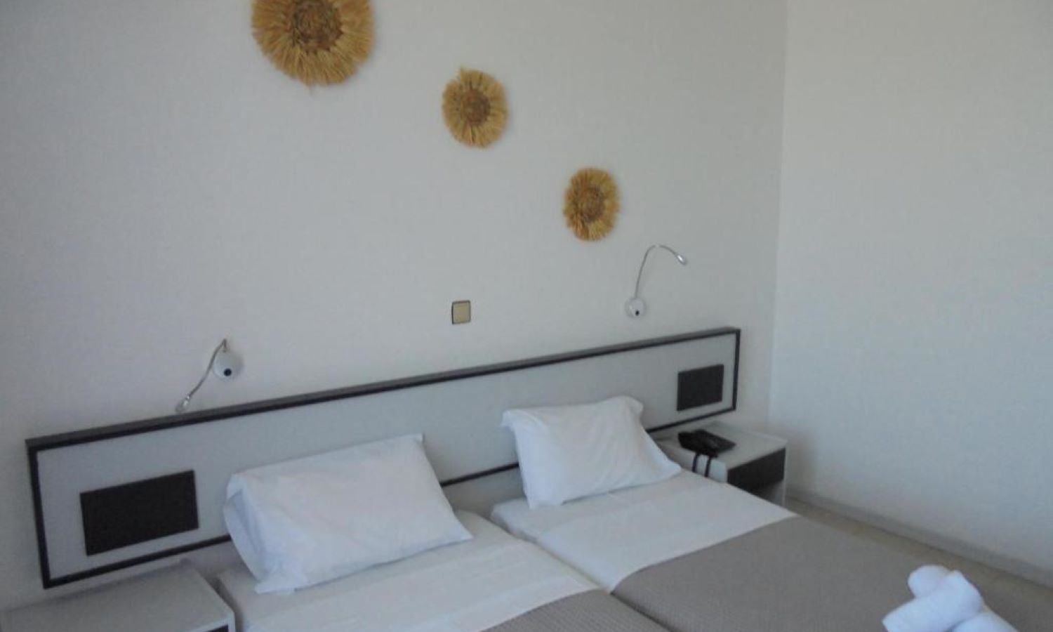 rooms-room-double-seaview-balcony-or-terrace