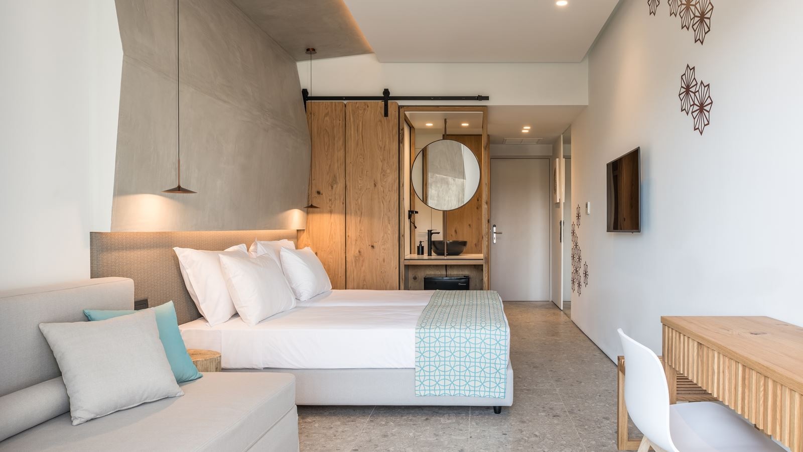 rooms-sensus-double-superior-roof-garden-jacuzzi