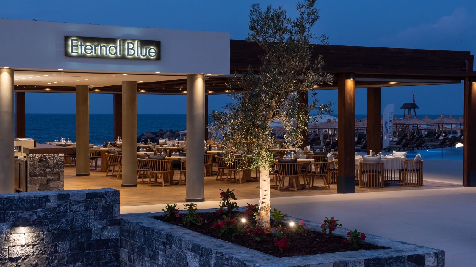 restaurants-a-la-carte-eternal-blue