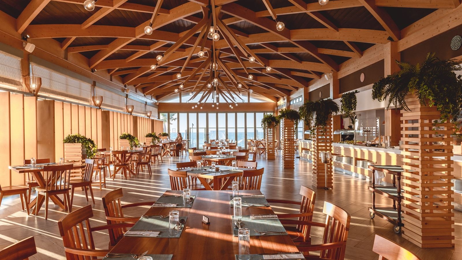 restaurants-a-la-carte--avra