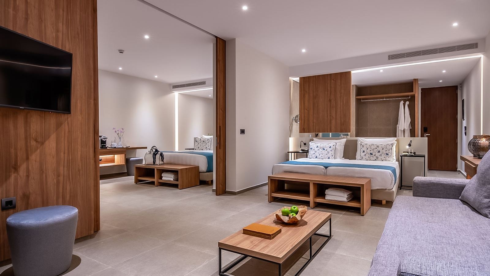 rooms-two-bedroom-suite-sea-view