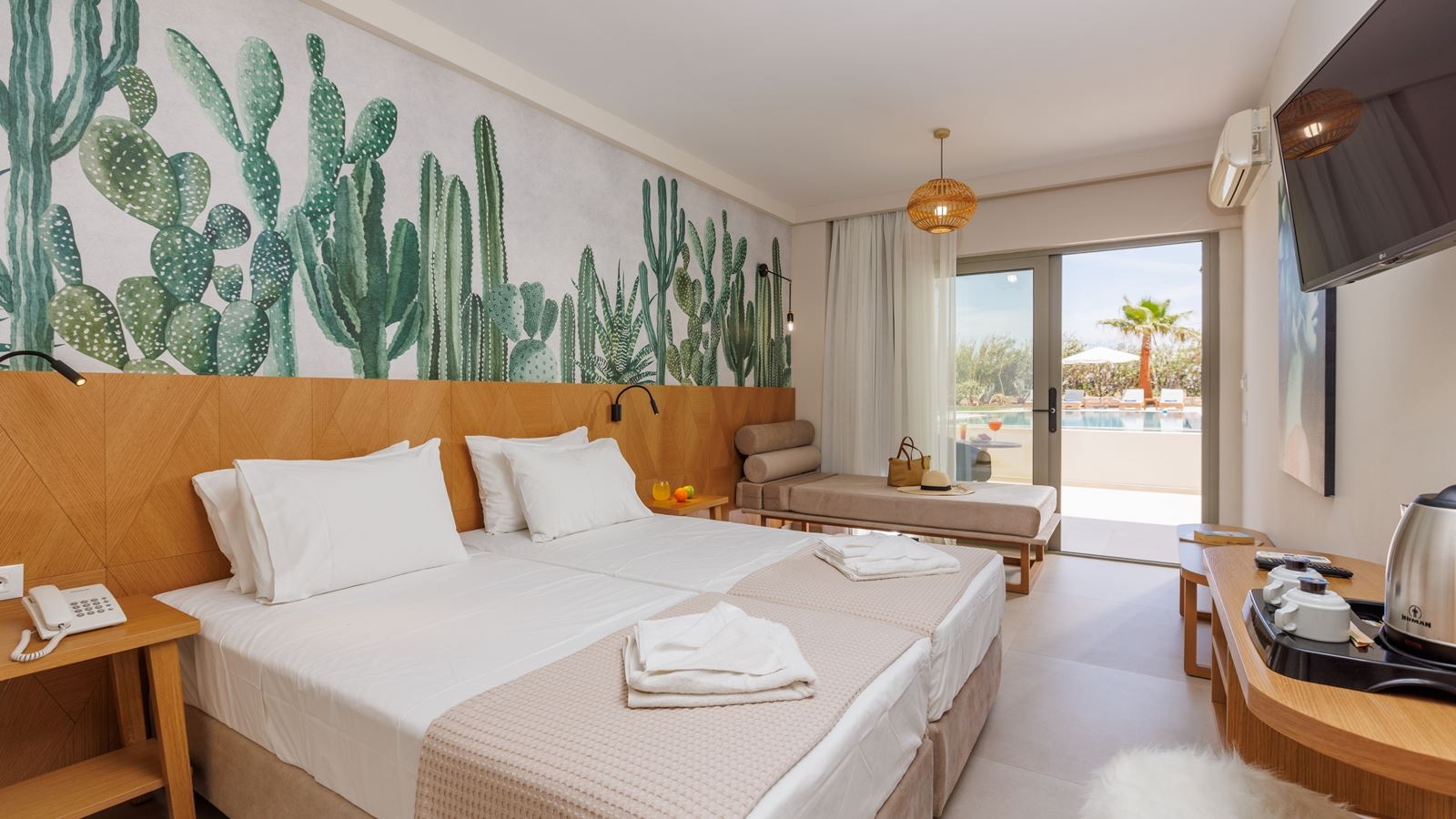 rooms-superior-double-balcony-or-terrace