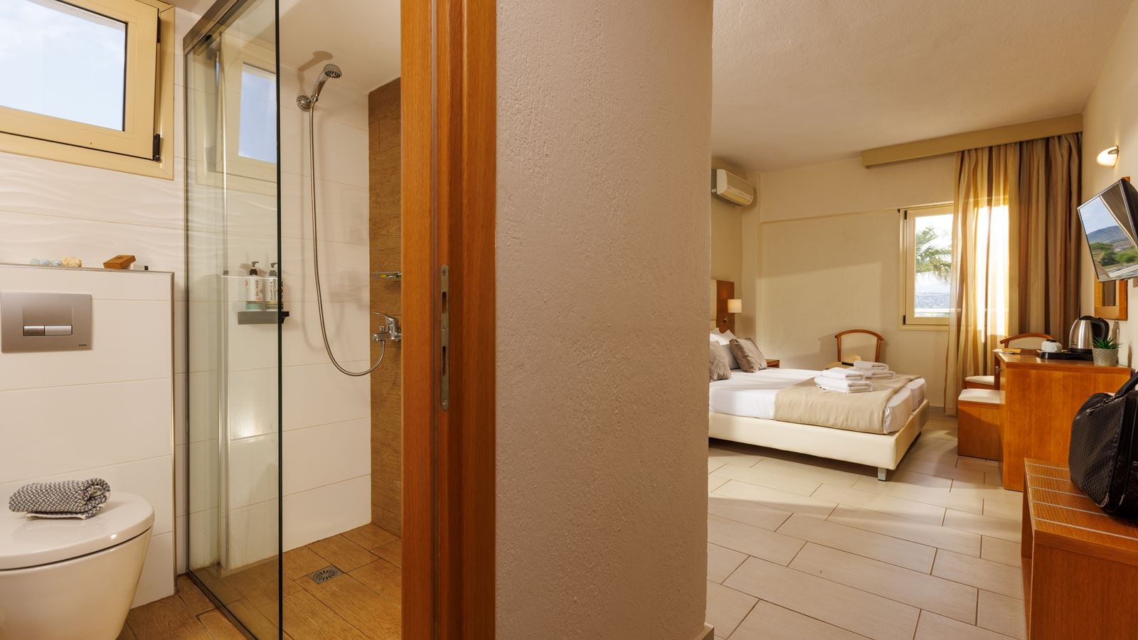 rooms-double-room-with-sea-view-balcony-or-terrace