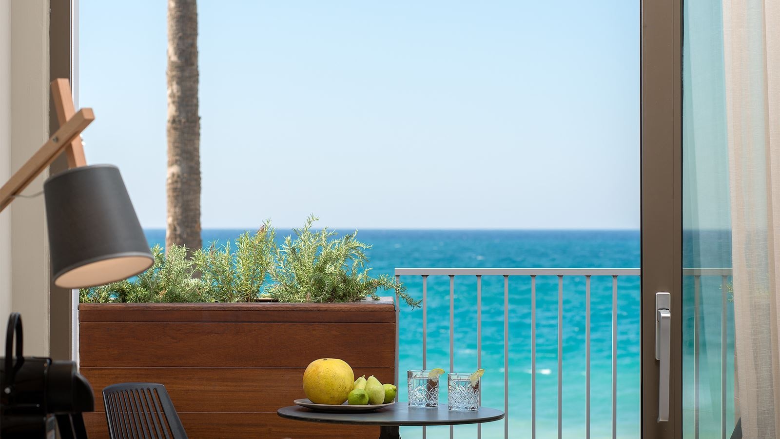 rooms-suite-superior-sea-view