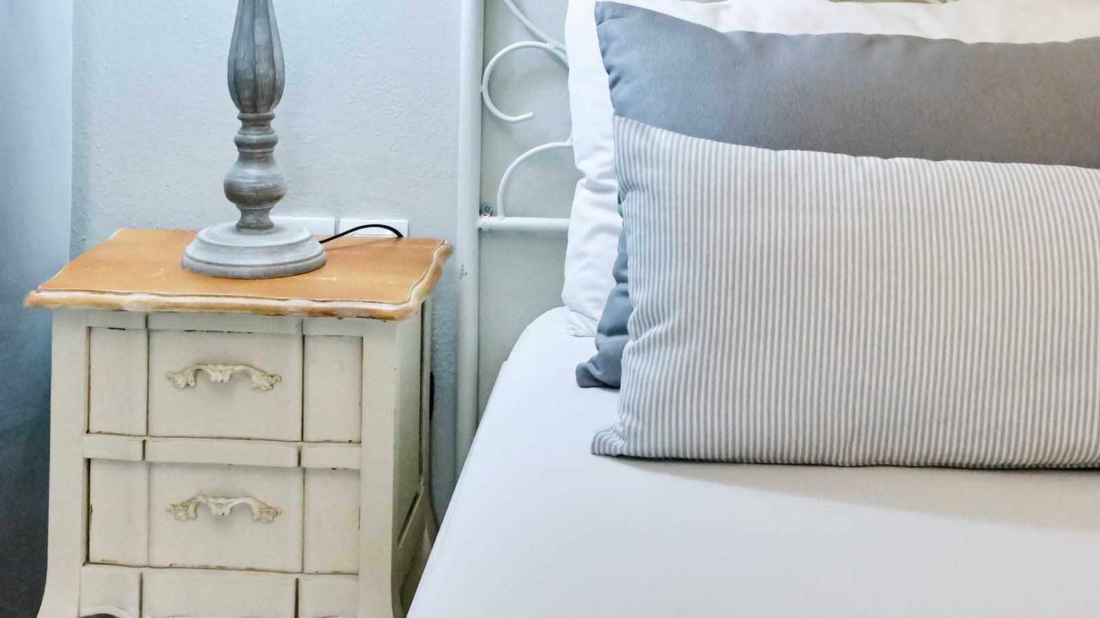 rooms-studio-superior-double--gardenseaview-balcony-or-terrace