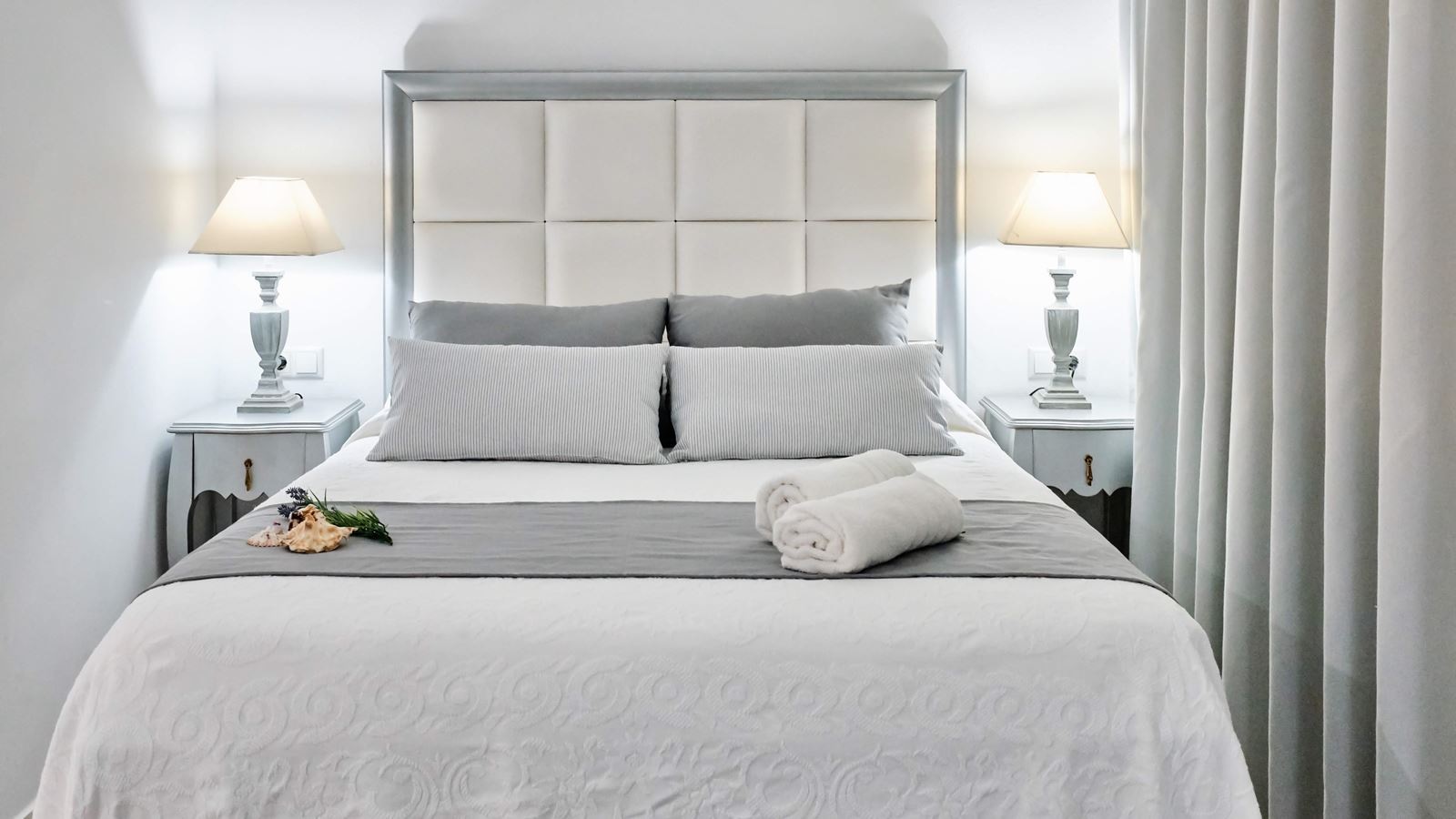 rooms-studio-superior-triple-gardenseaview-balcony-or-terrace