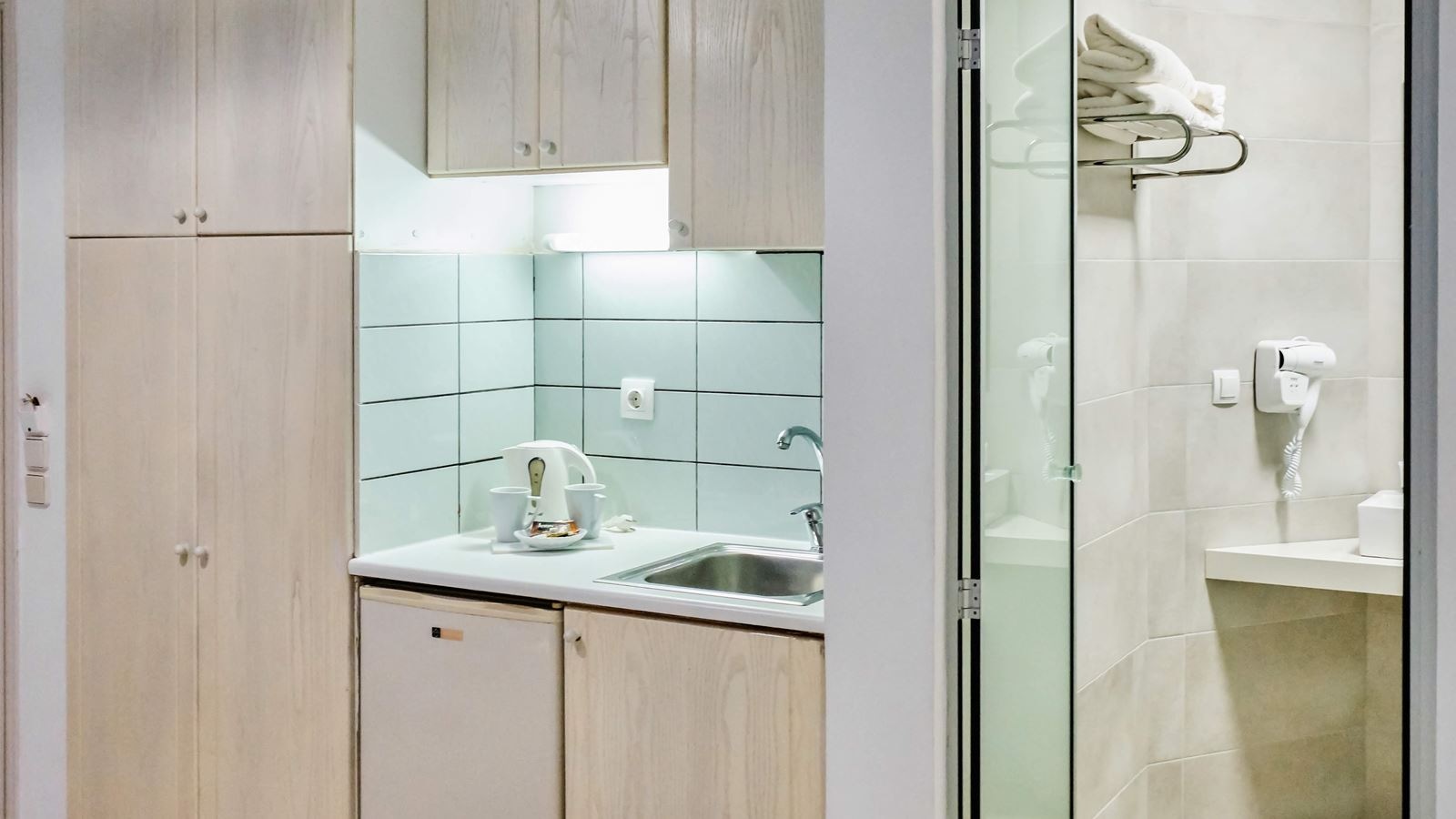 rooms-studio-superior-triple-gardenseaview-balcony-or-terrace