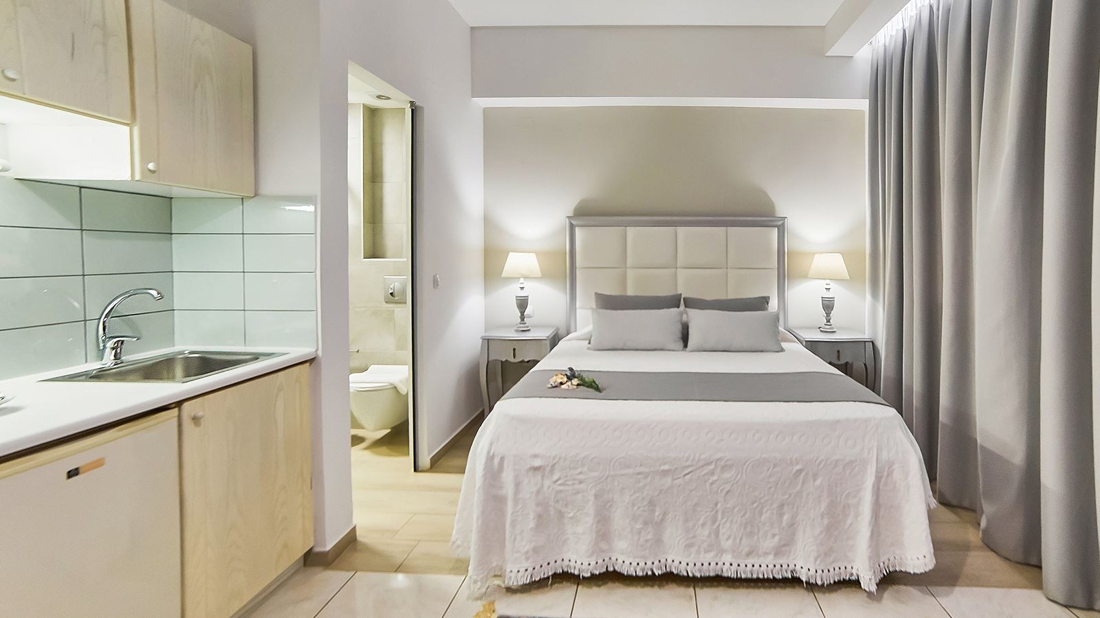 rooms-studio-superior-triple-gardenseaview-balcony-or-terrace