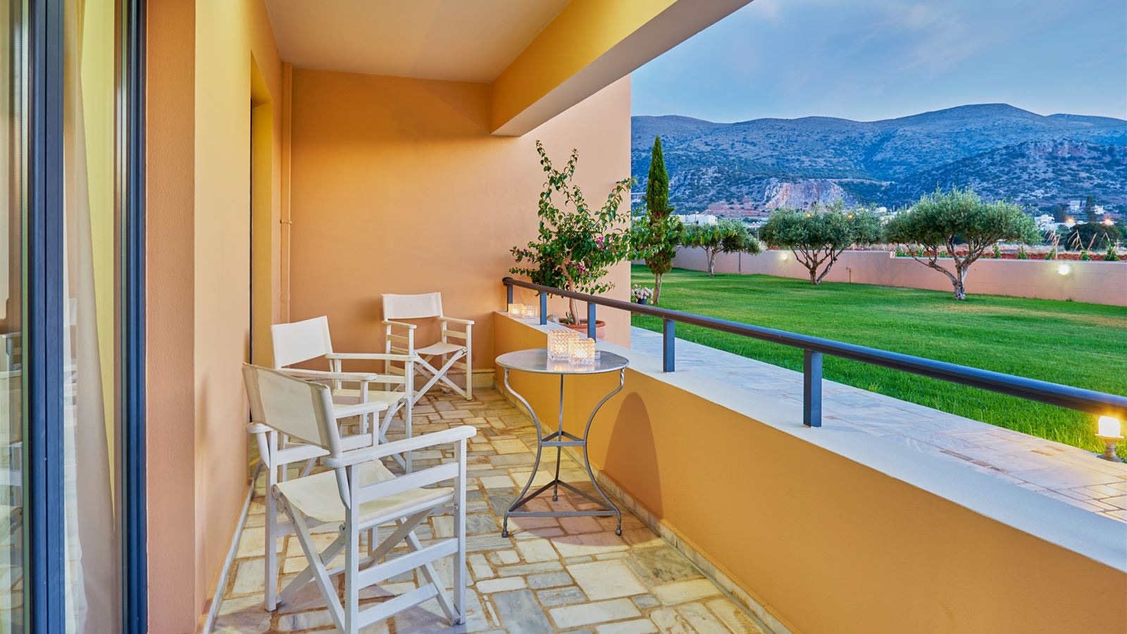 rooms-deluxe-apartment-4-pax