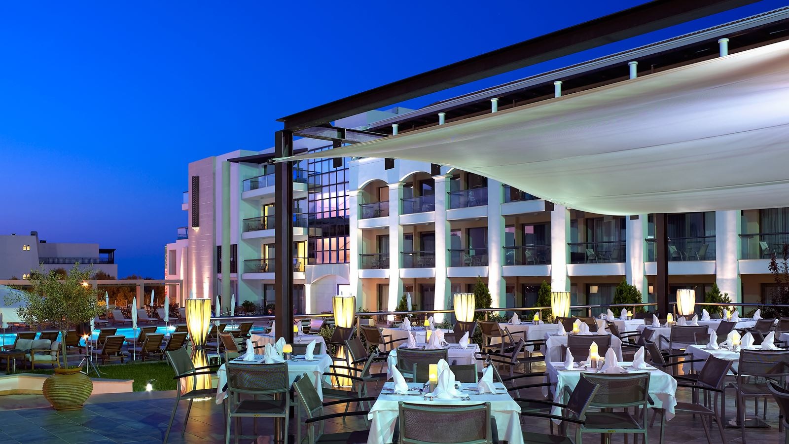 restaurants-mediterraneo-main-restaurant