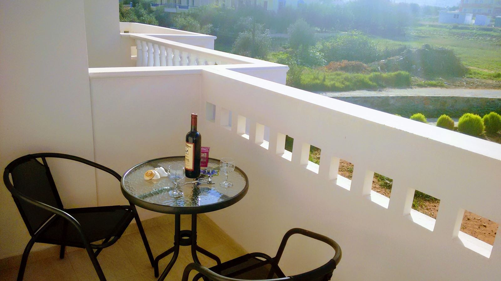 rooms-1-bedroom-triple-apartment-garden-view-balcony-or-terrace