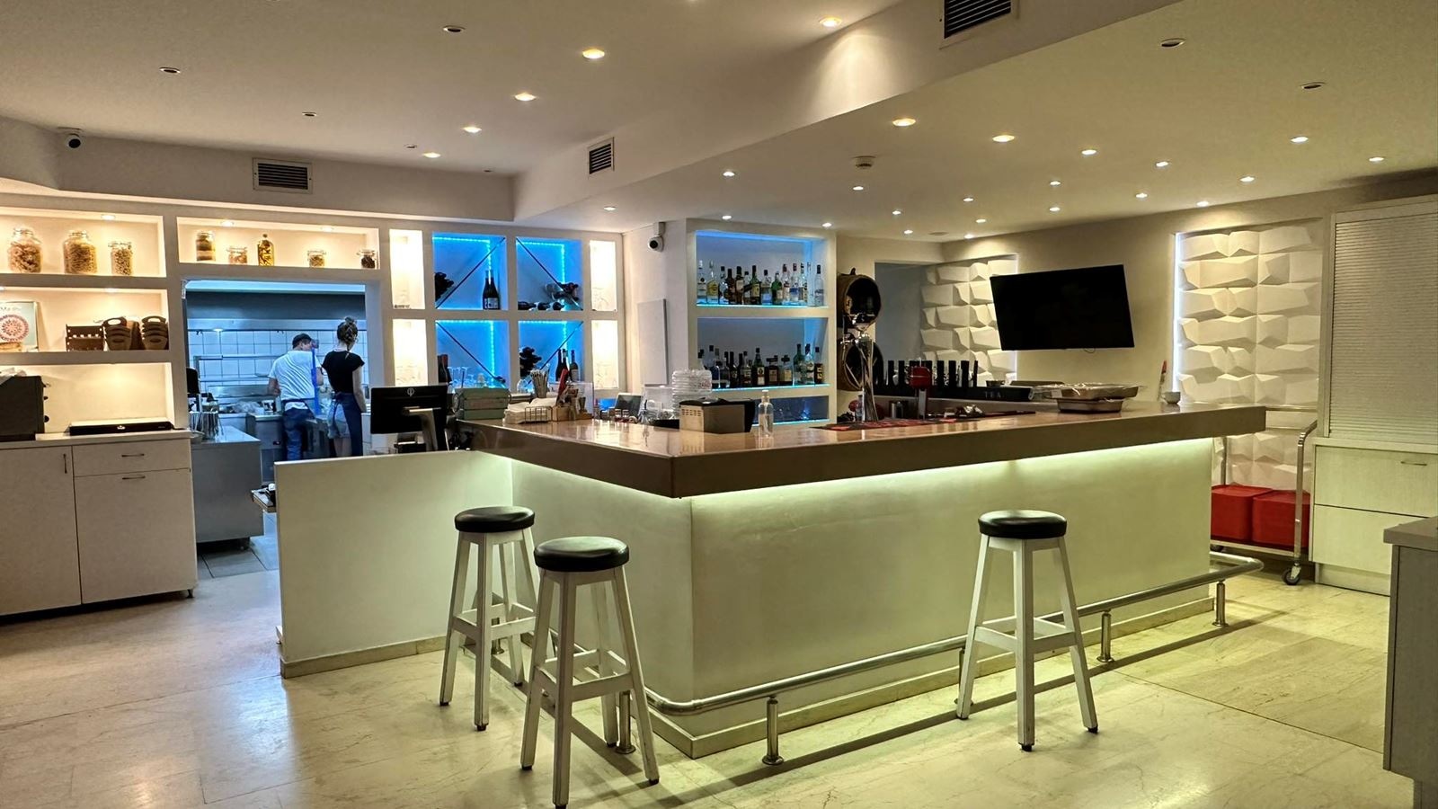 restaurants-maxim-restaurant