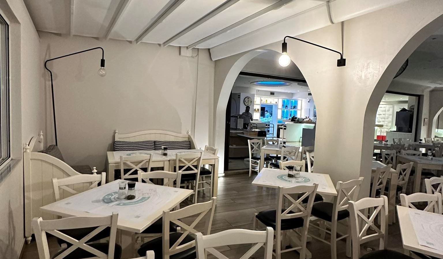 restaurants-maxim-restaurant