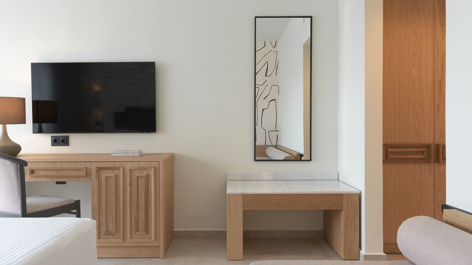 rooms-double-room-with-mountain--view