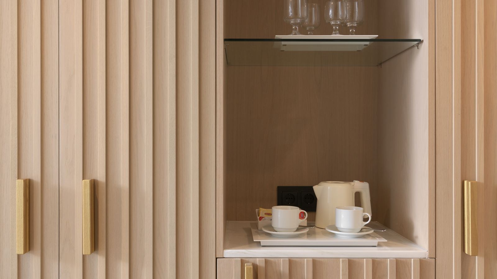 rooms-double-room-with-mountain--view