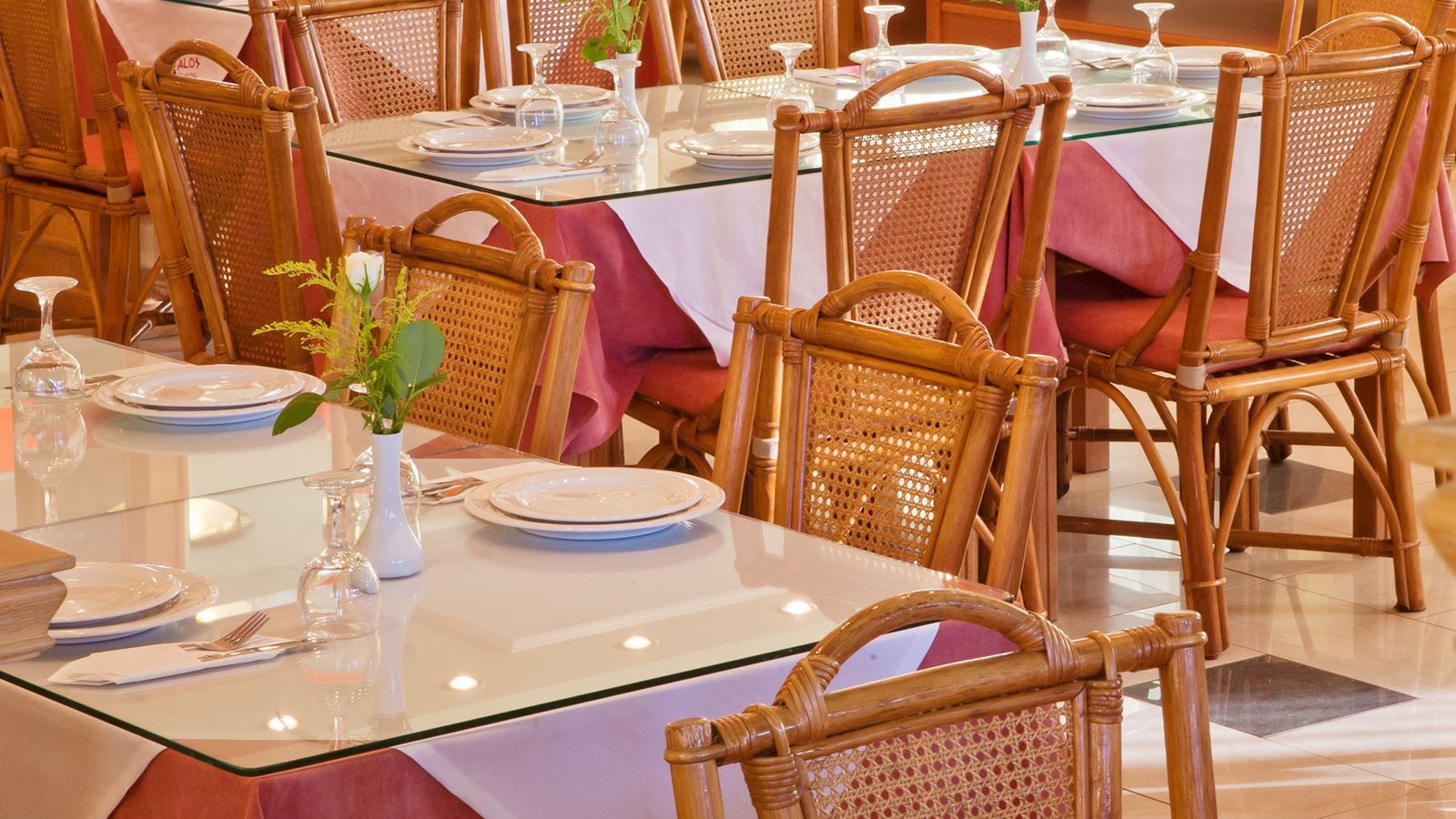 restaurants-main-restaurant