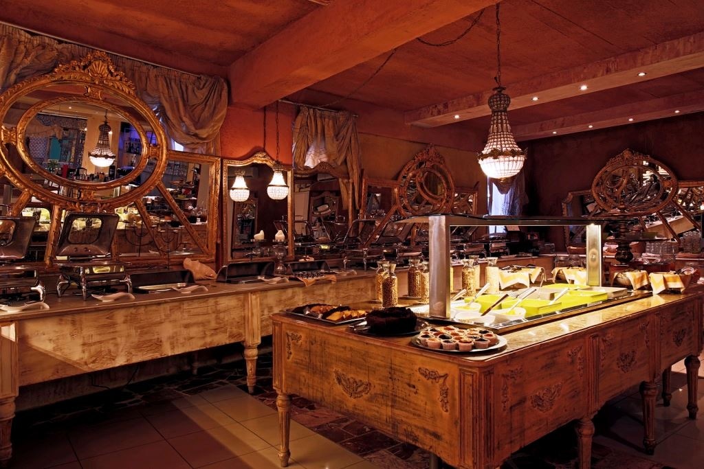 restaurants-restaurant