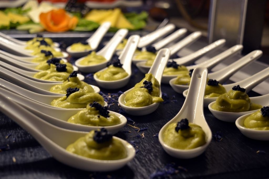 restaurants-restaurant