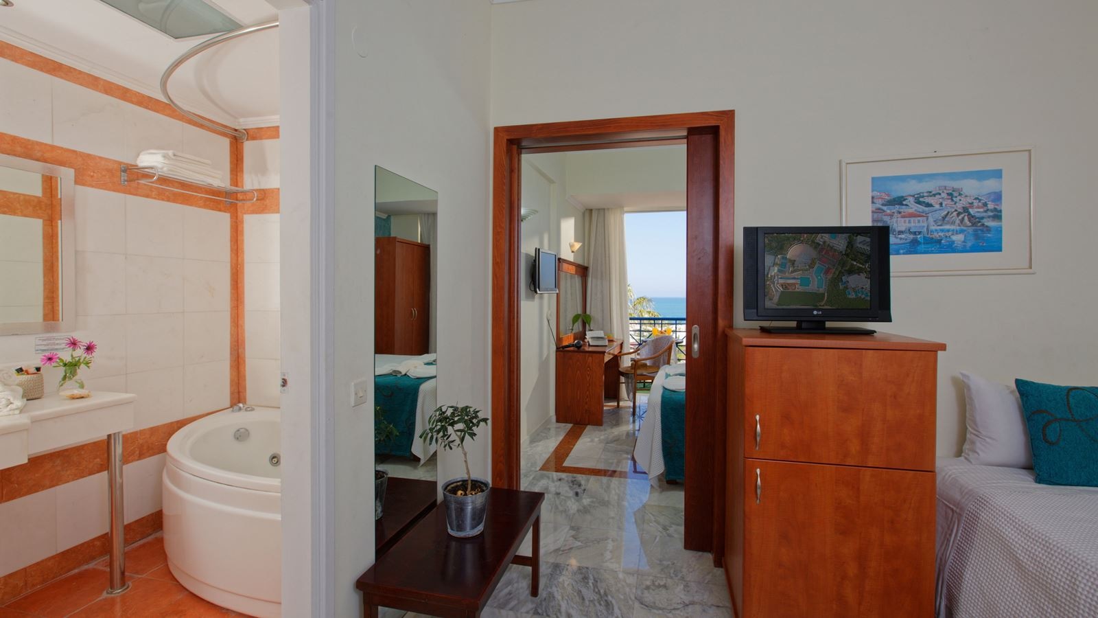 rooms-family-suite-with-2-bedrooms