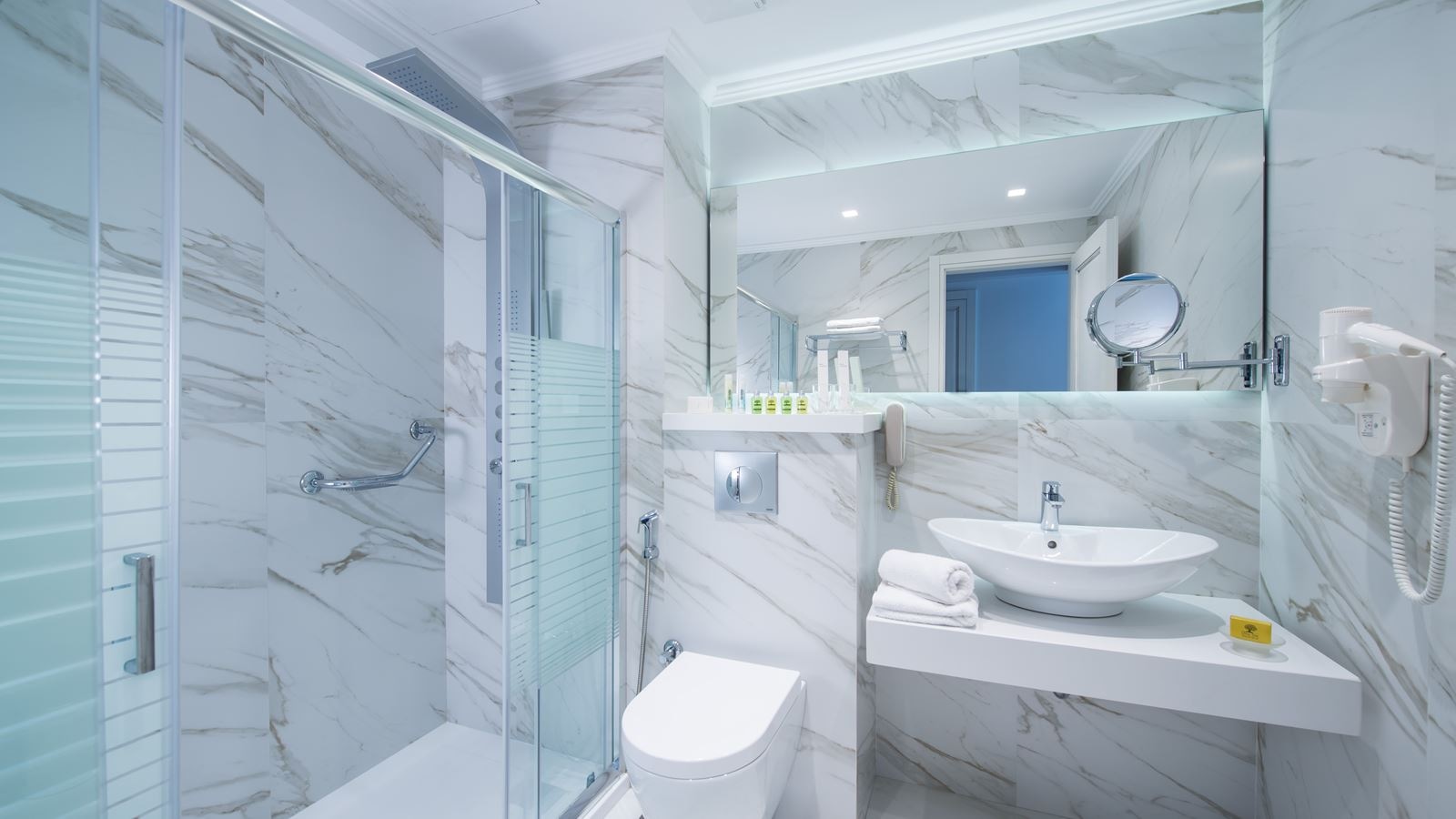 rooms-twin-room-garden-view