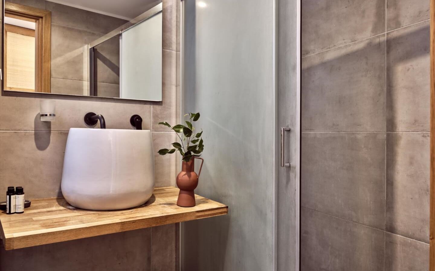 rooms-studio-deluxe-seaview-balcony-or-terrace