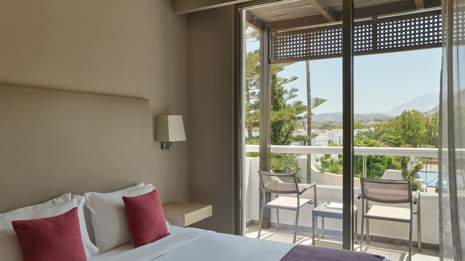rooms-double-room-balcony-or-terrace