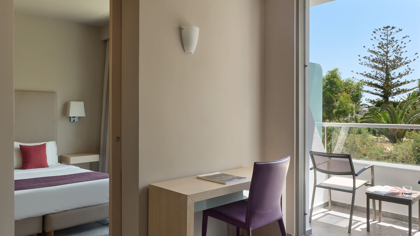 rooms-family-room-superior