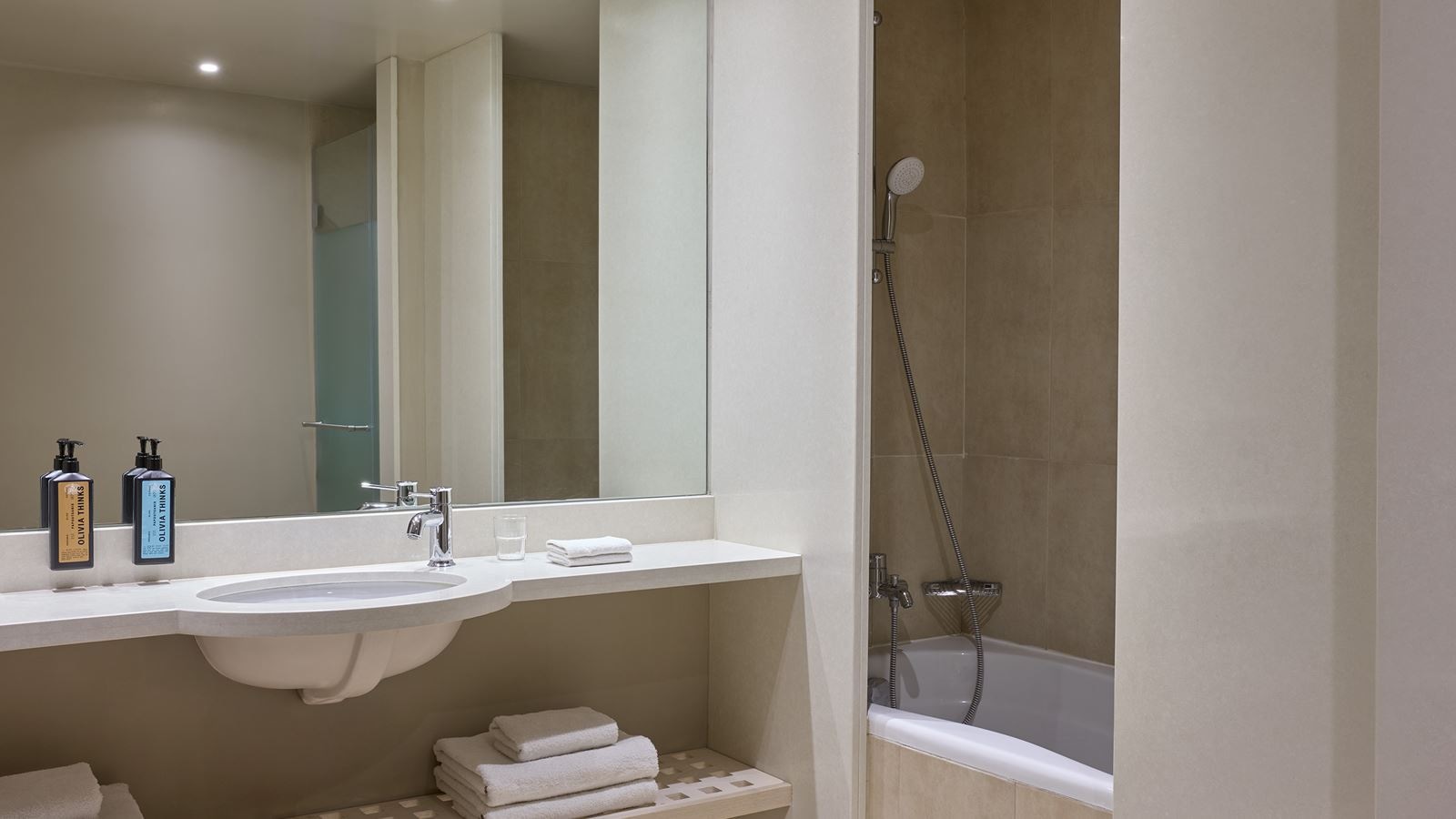 rooms-suite
