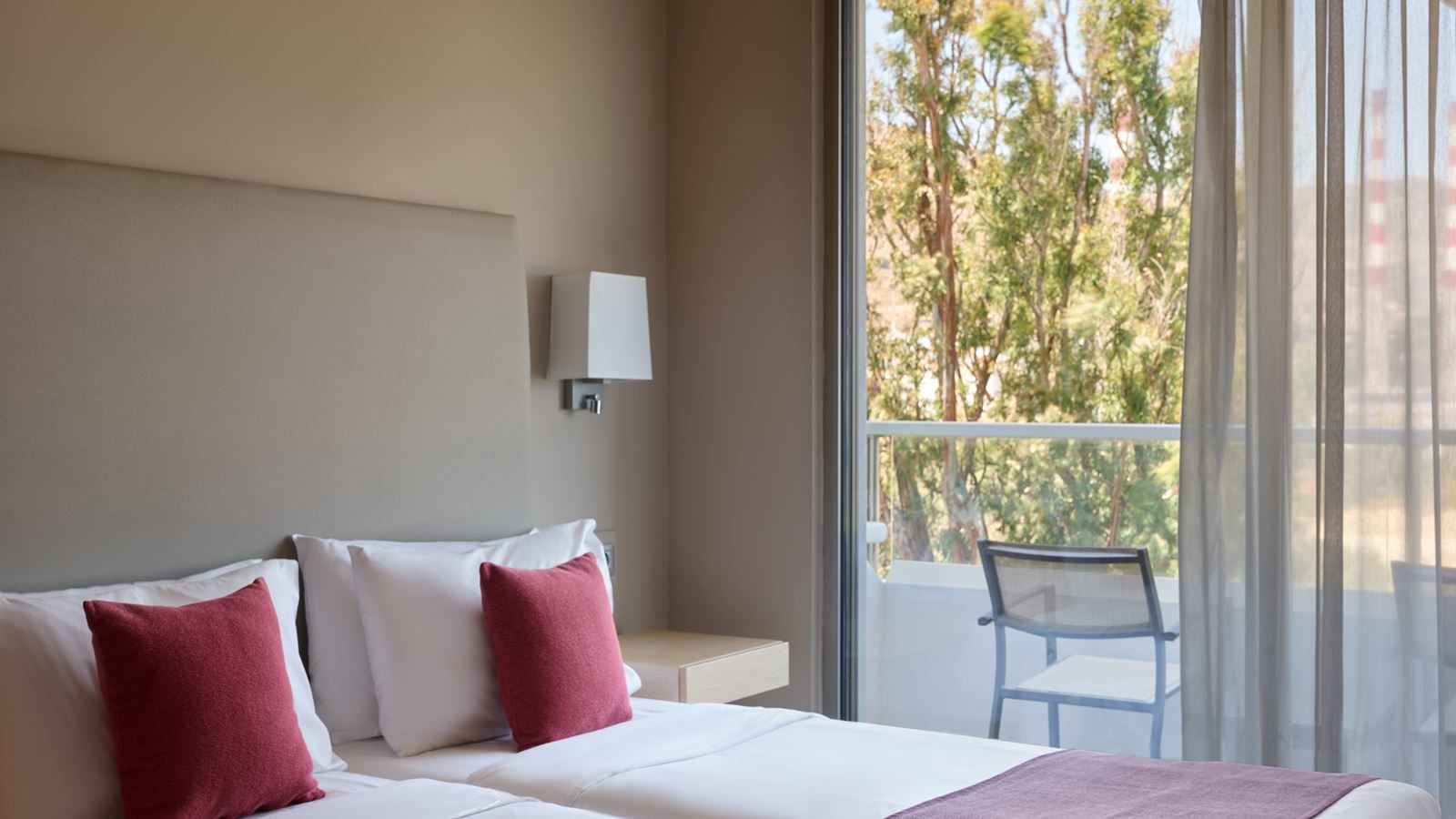 rooms-double-room-single-use-balcony-or-terrace