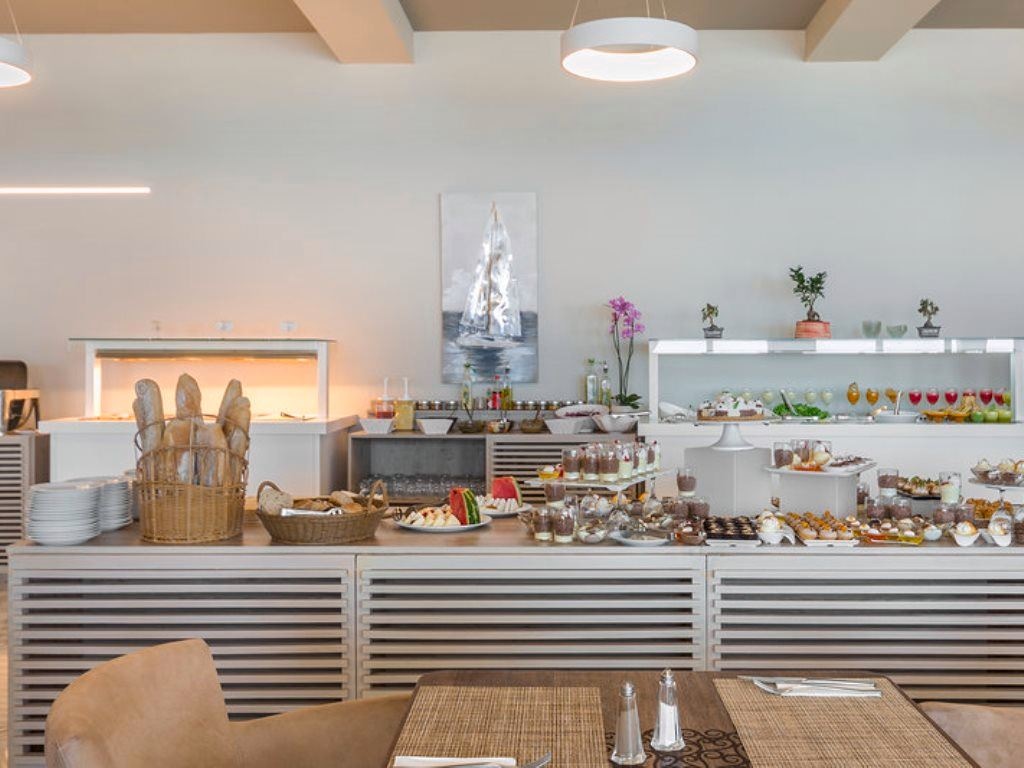 restaurants-royal-main-restaurant