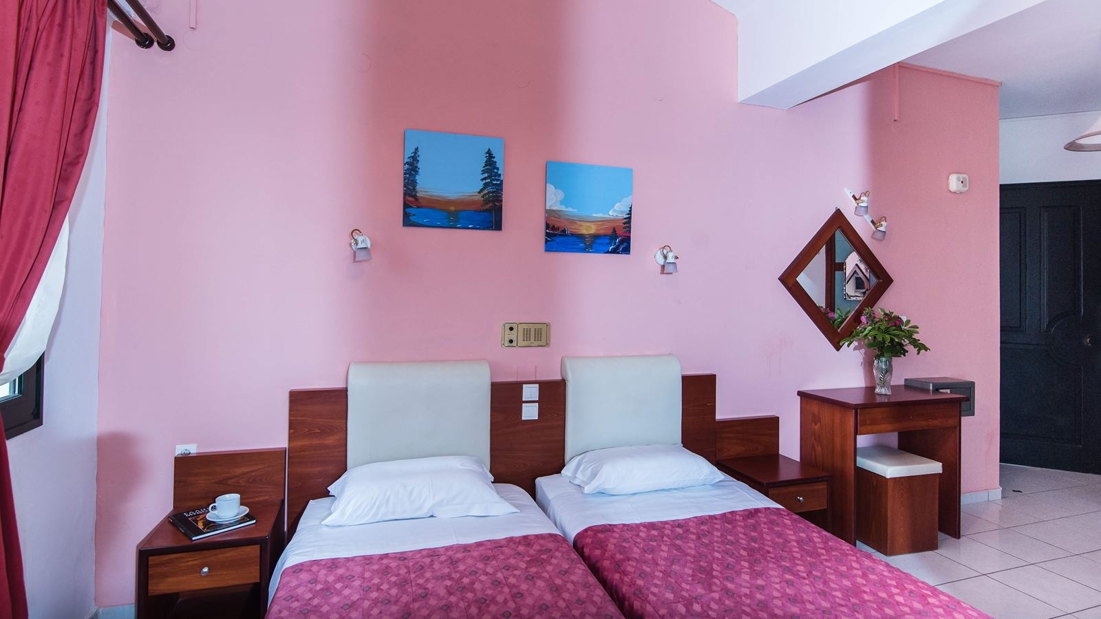 rooms-standard-studio-pool-view-or-side-sea-view-2-pax