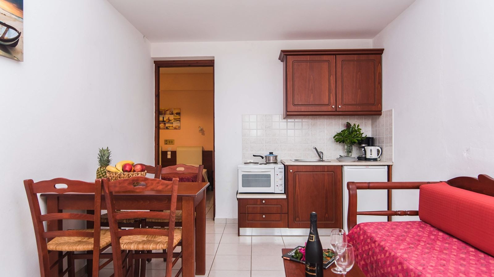 rooms-one-bedroom-apartment-garden-view-or-side-sea-view-4-pax