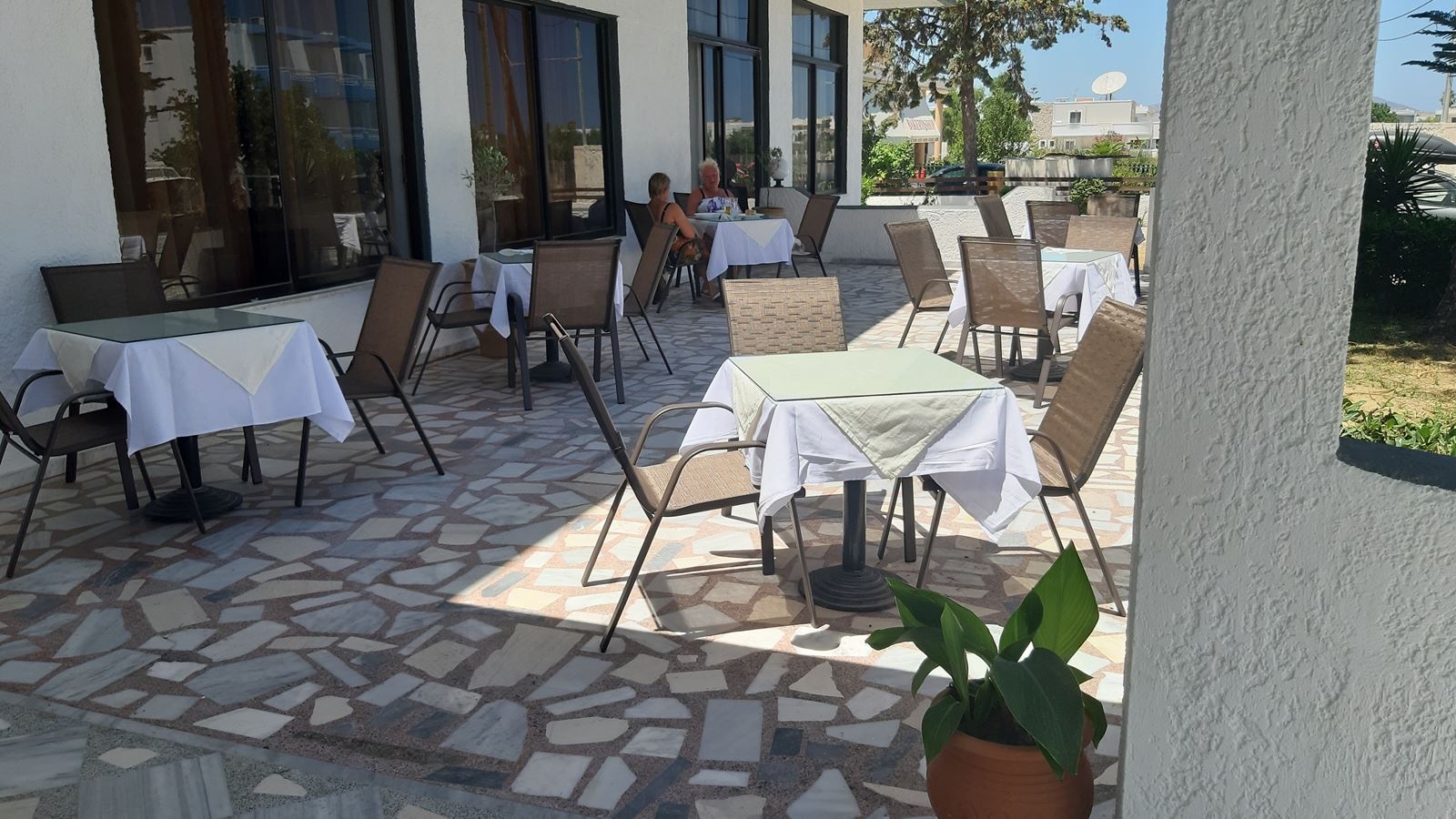 restaurants-main-restaurant