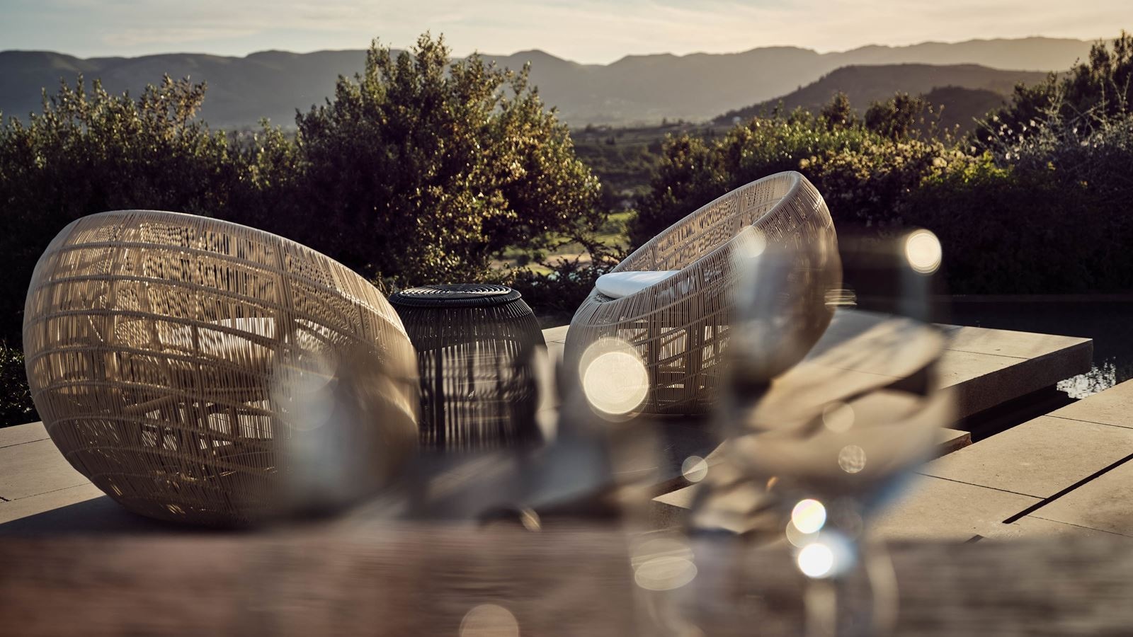 restaurants-fine-dine-and-wine