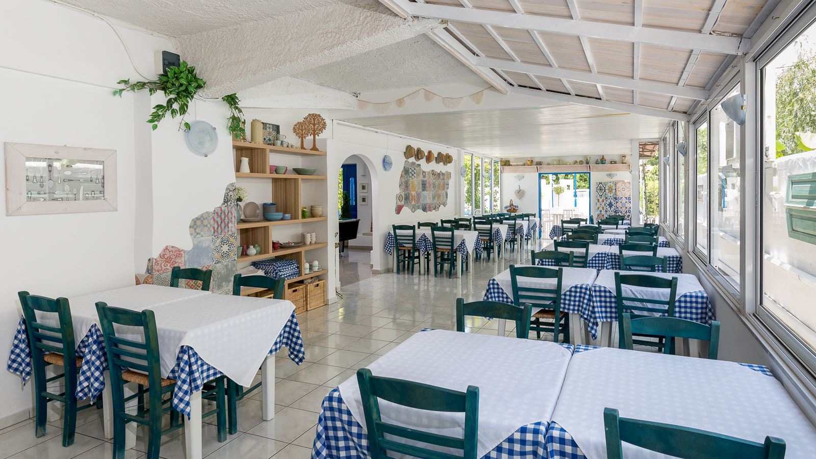 restaurants-snack-bar