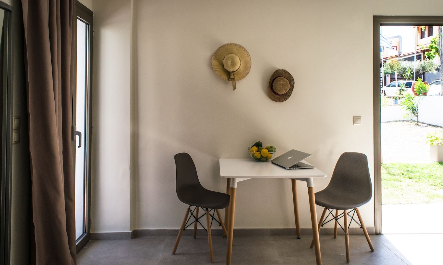 rooms-apartment-up-to-4-pax