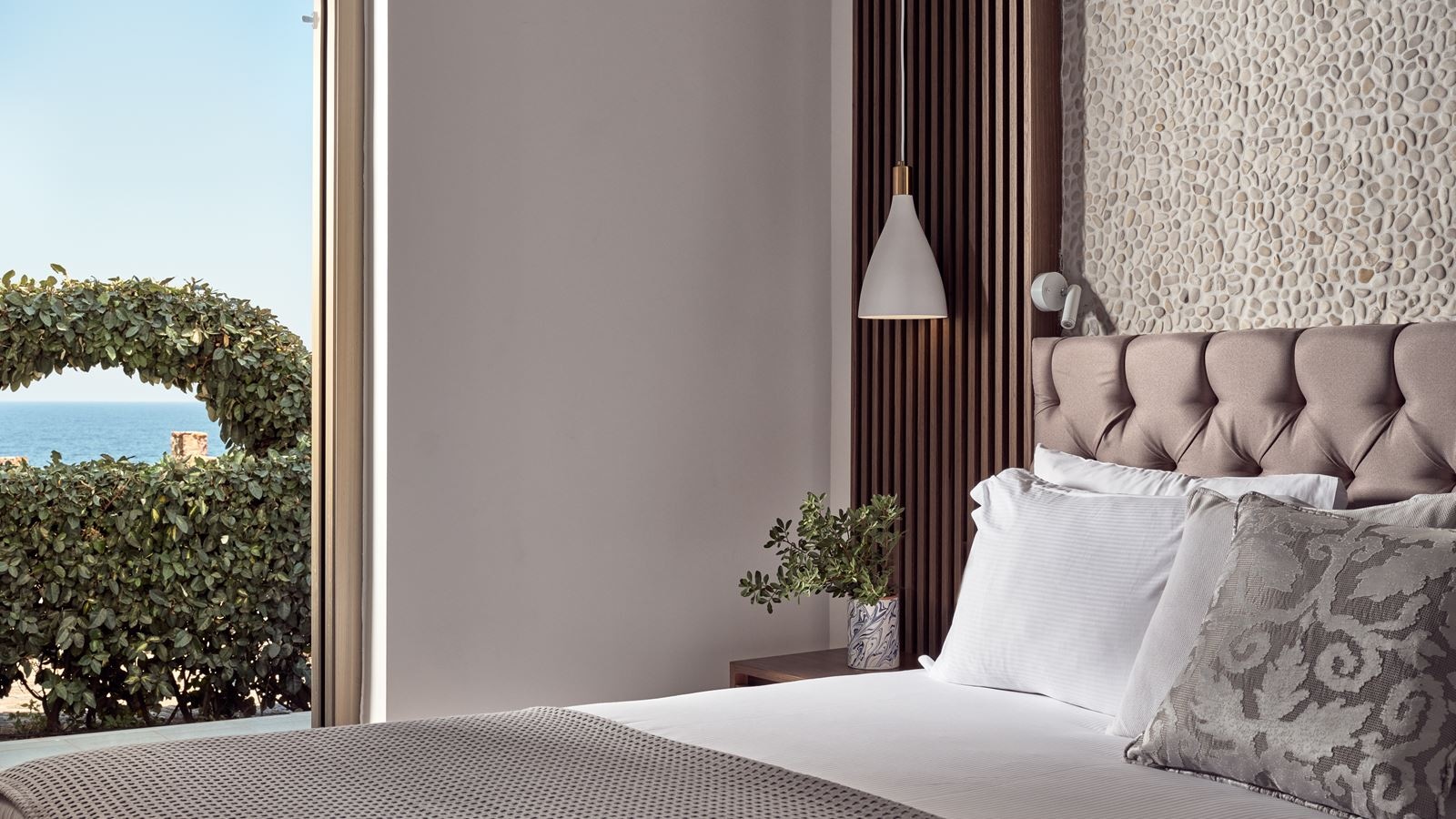 rooms-superior-double-sea-view