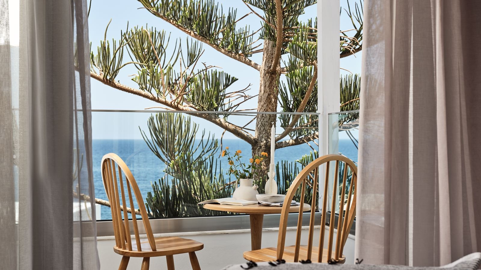 rooms-superior-double-sea-view-for-single-use