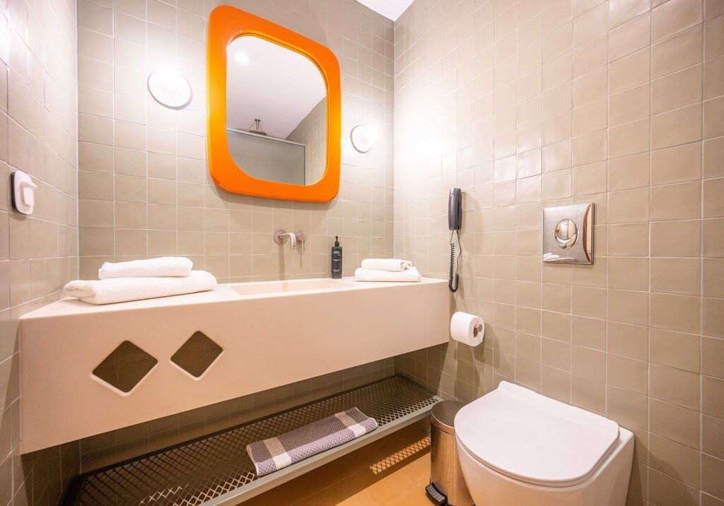 rooms-king-double-garden-view