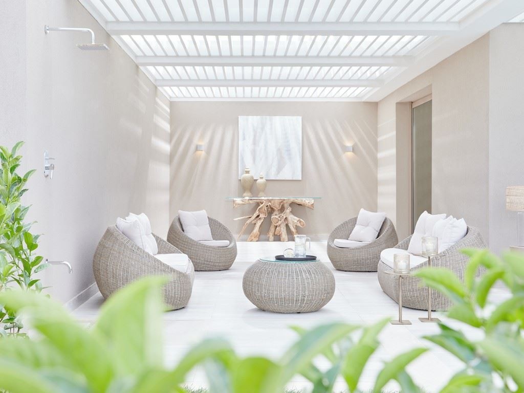 rooms-deluxe-junior-suite-bungalow-garden-view