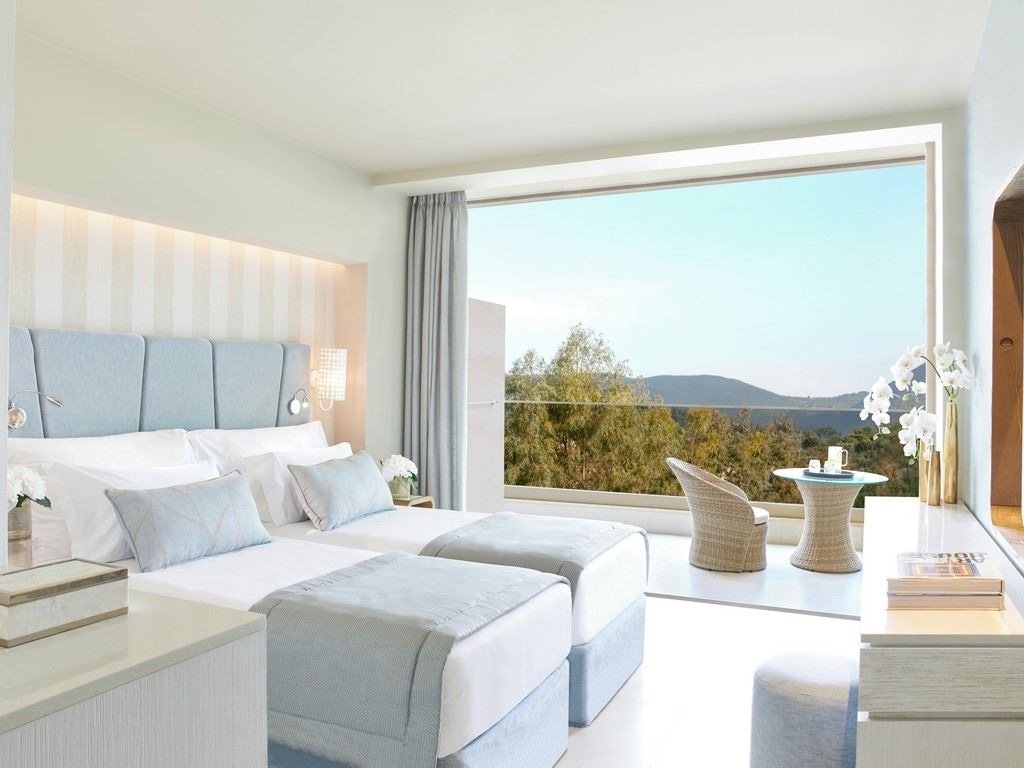 rooms-superior-room-inland-view