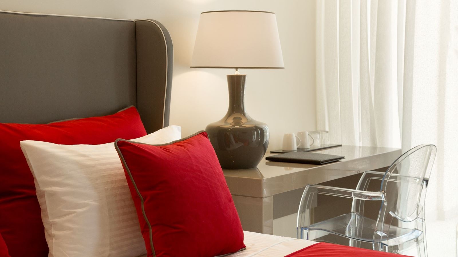 rooms-premium-bungalow-suite-with-jacuzzi