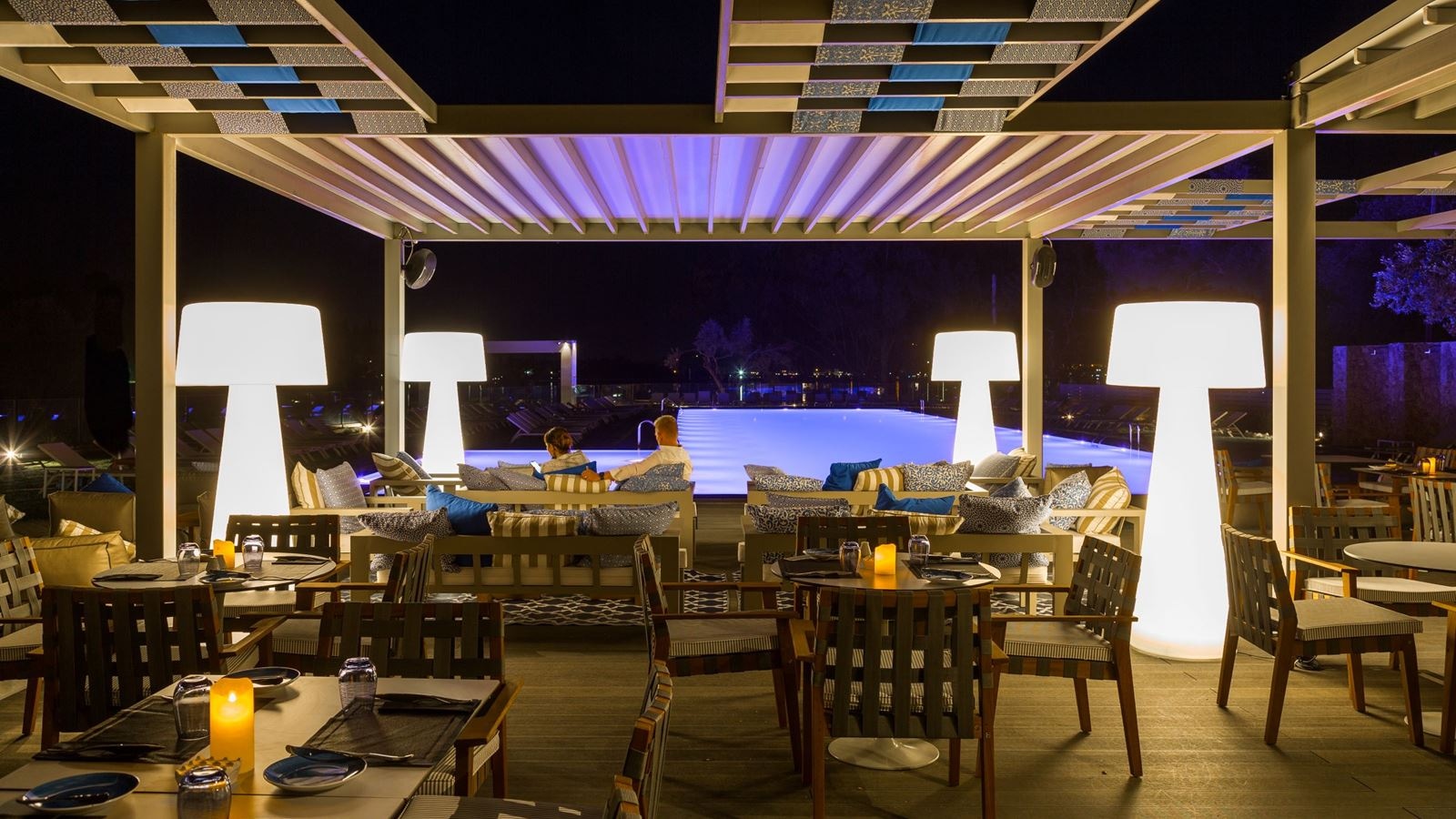 restaurants-rodo-pool-restaurant--a--la-carte-lunch