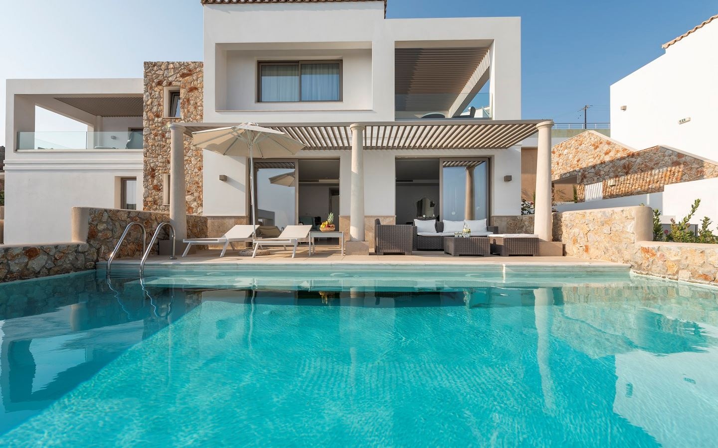 rooms-infinity-suite-sea-view-private-pool