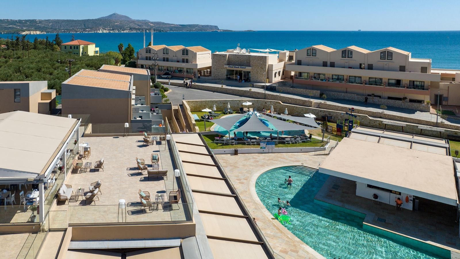 restaurants-rooftop-a-la-carte-restaurant