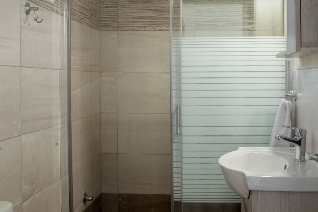 rooms-suite-junior-triple