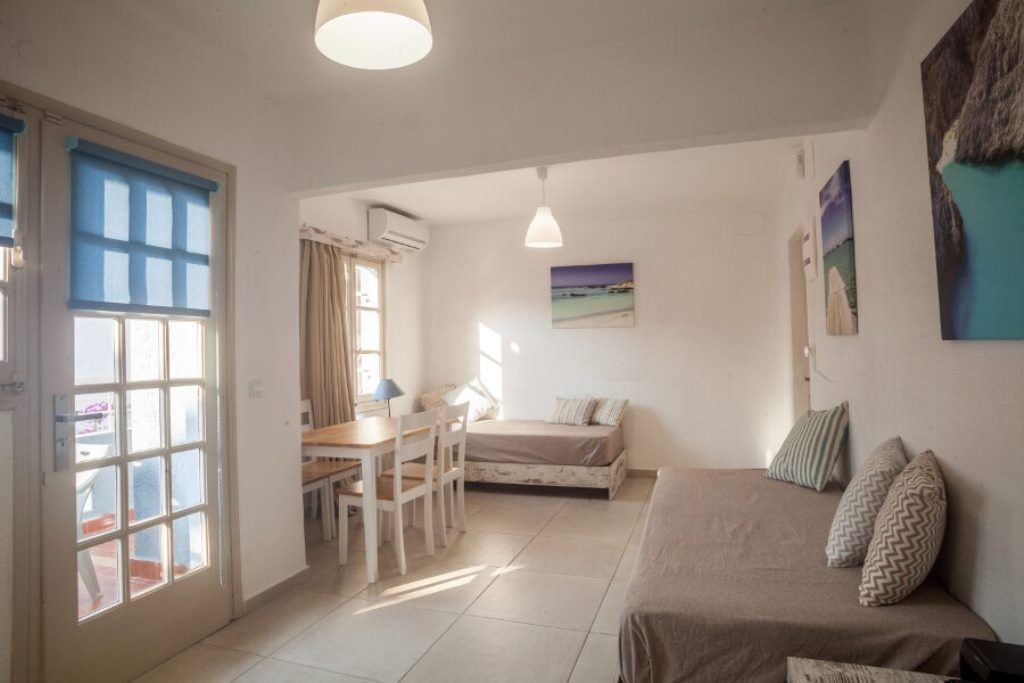 rooms-suite-junior-triple